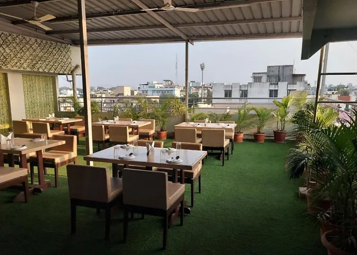 Hotel Galaxy Indore