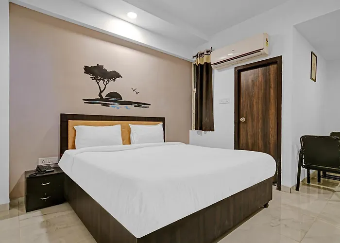 Collection O The Eternity Near Lig Sqaure Hotel Indore